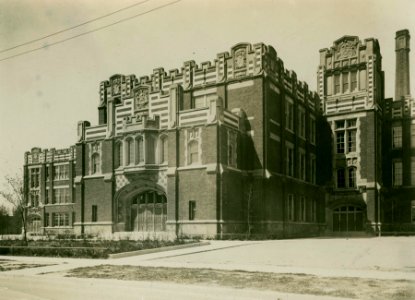 Alexander Graham Bell Elementary School, Chicago, May 1919 (NBY 727)