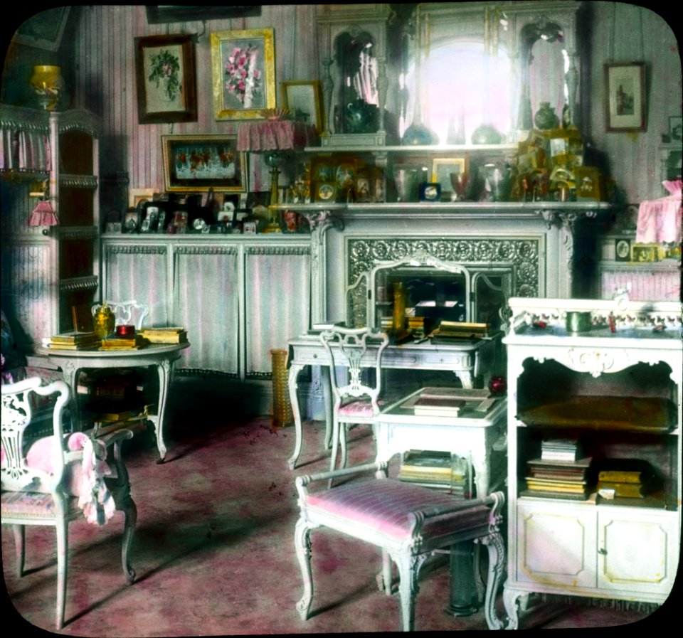 Alexander Palace interior - Alexandra's dressing room