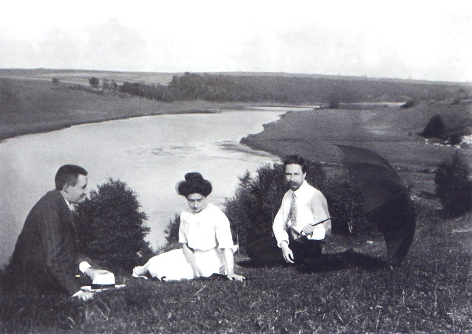 Alexander Scriabin, Tatiana Schloezer and Leonid Sabaneev on the banks of the Oka River