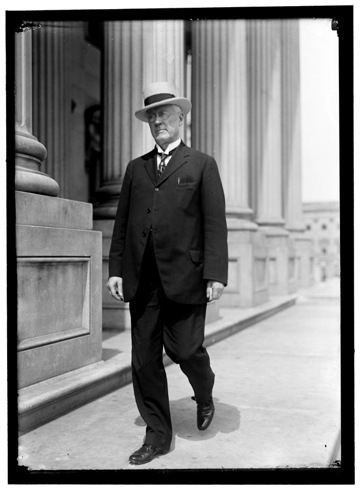 ALEXANDER, JOSHUA WILLS. REP. FROM MISSOURI, 1907-1919; SECRETARY OF COMMERCE, 1919-1921 LCCN2016866831