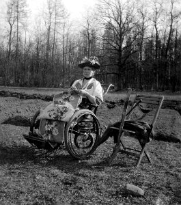 Alexandra Fyodorovna in her wheelchair in captivity at Tsarkoe Selo