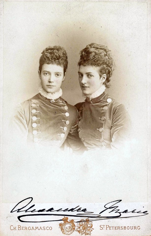 Maria Fyodorovna and her sister Alexandra of Denmark