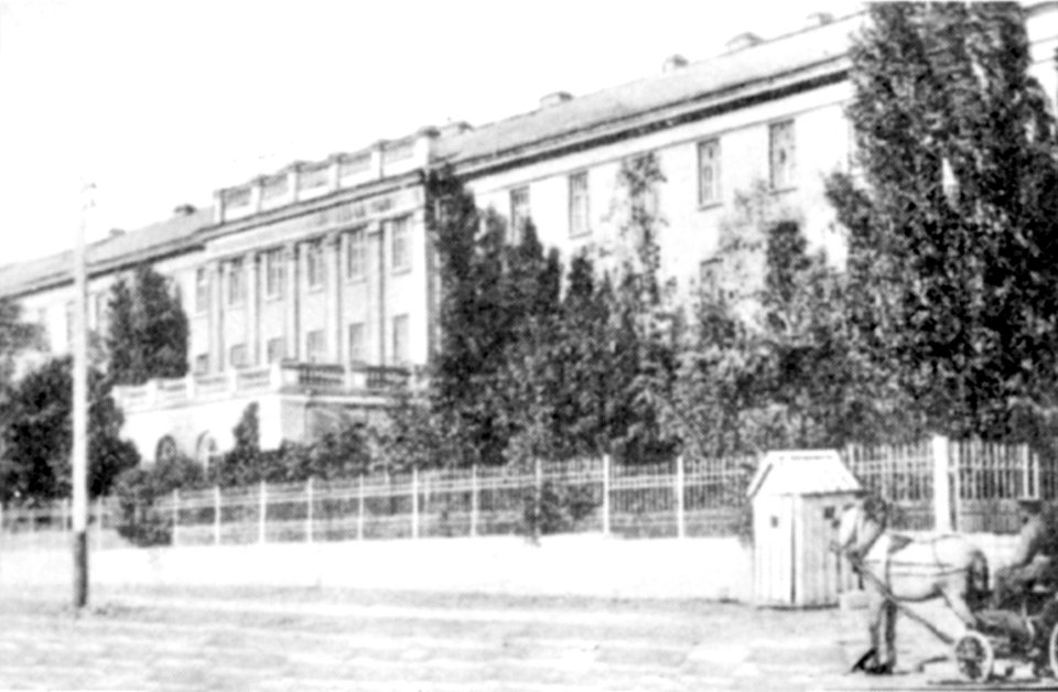 Alexandrovskaya gimnazia, Nikolaev, c. 1900