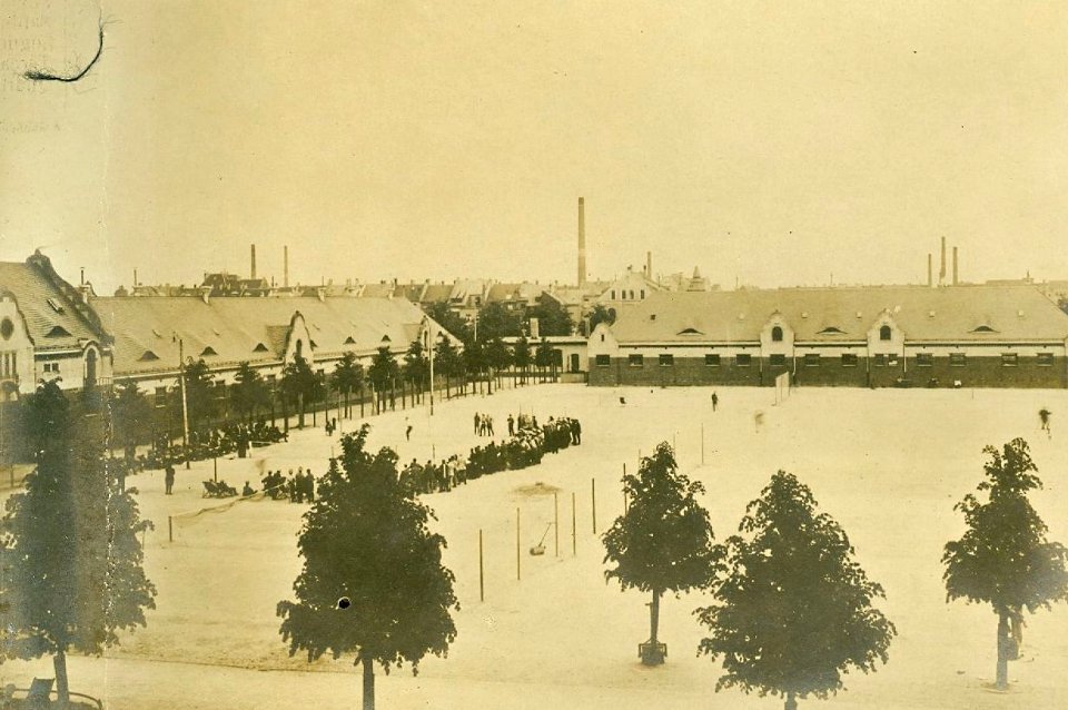 Alexius WW1 Krefeld Kriegsgefangene Innenhof