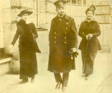 Alexius WW1 Nikolaus Graf zu Dohna-Schlodien Esplanada Hotel Berlin