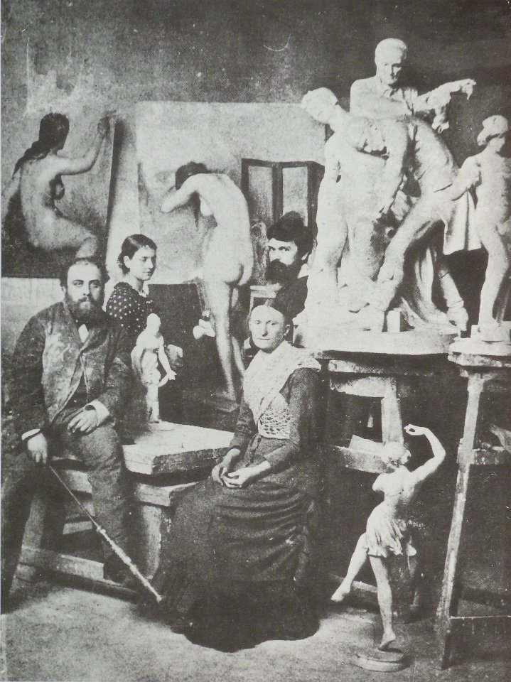 Alfred Boucher dans son atelier vers 1900