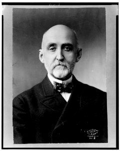 Alfred Thayer Mahan, head-and-shoulders portrait, facing front LCCN98501038