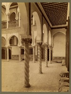 Alger. Cour Mauresque du Palais Archiépiscopal - ND. Phot. LCCN2004665038