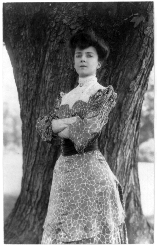 Alice (Roosevelt) Longworth, 1884-1980 LCCN2001704082