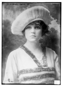 Alice Brady's Skating Cap LCCN2014700756
