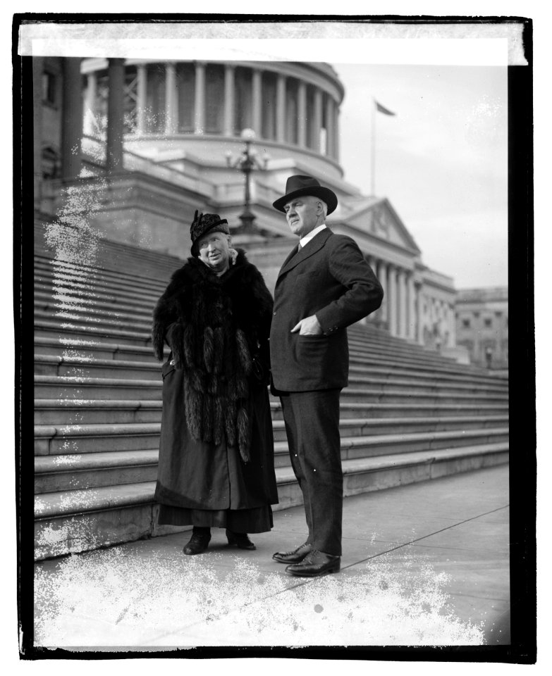 Alice M. Robertson and J.W. Harreld, Oklahoma LOC npcc.03386