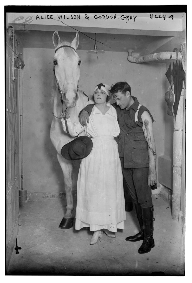 Alice Wilson & Gordon Gray LCCN2014704686