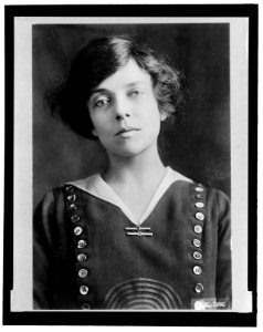 Alice Roosevelt Longworth, head-and-shoulders portrait, facing front LCCN2007676199 photo