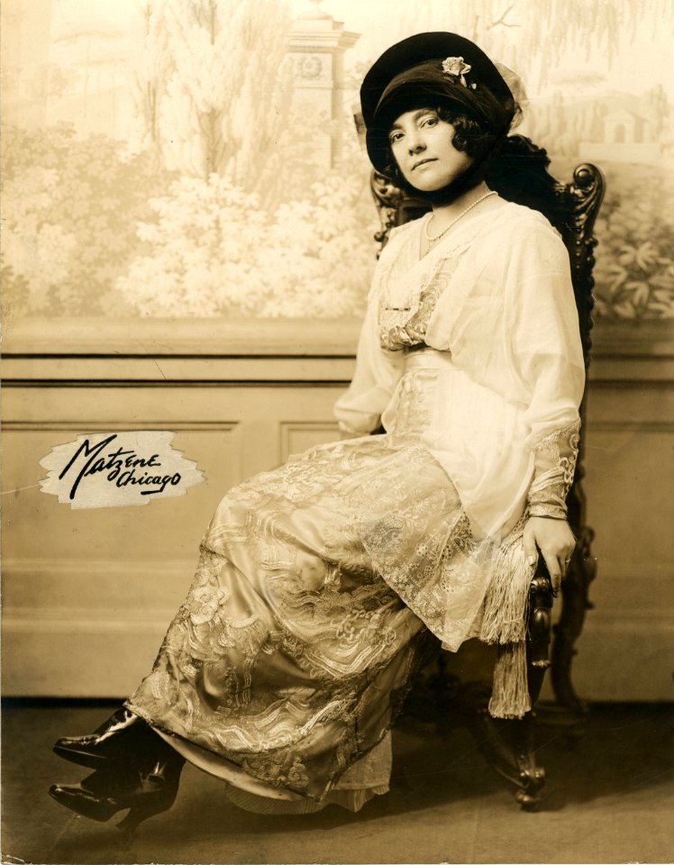 Alice Zeppilli, singer (SAYRE 11845)