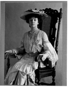 AliceRoosevelt chair