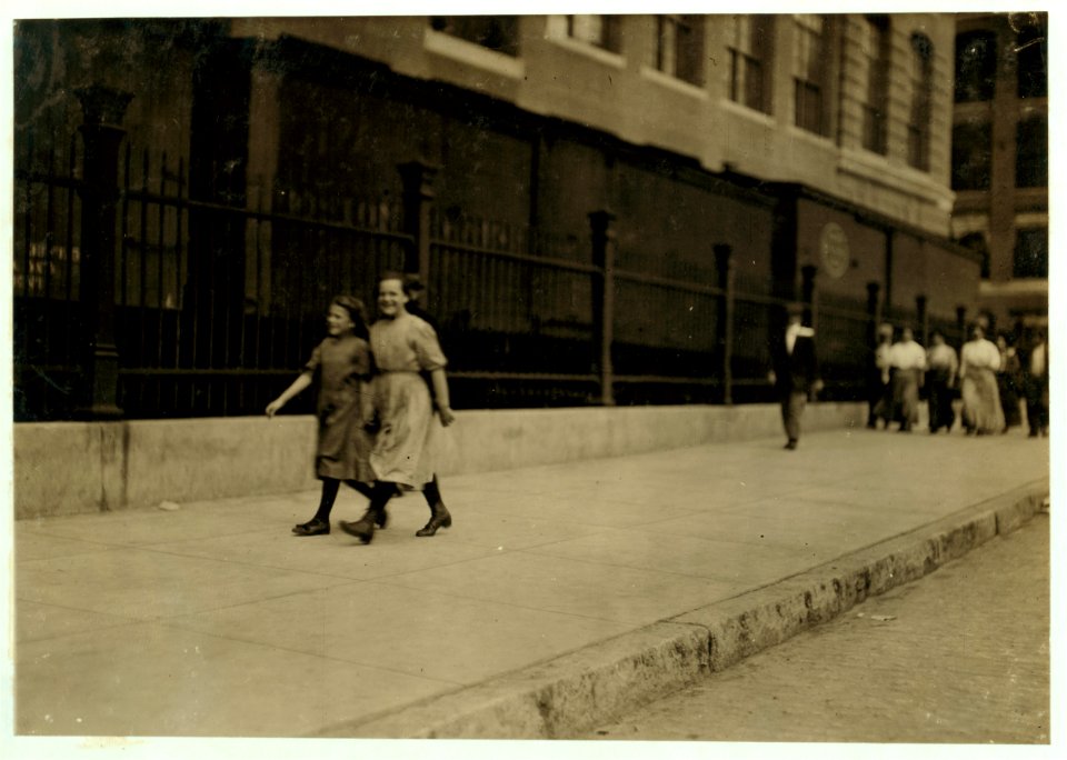 All in photos worked (even smallest girl and boys) and they went to work at (noon) 12-45. Some of the following boys and girls mey be 14, many are not. John Gopen, 189 Elm St. Joseph Stonge, LOC nclc.02330