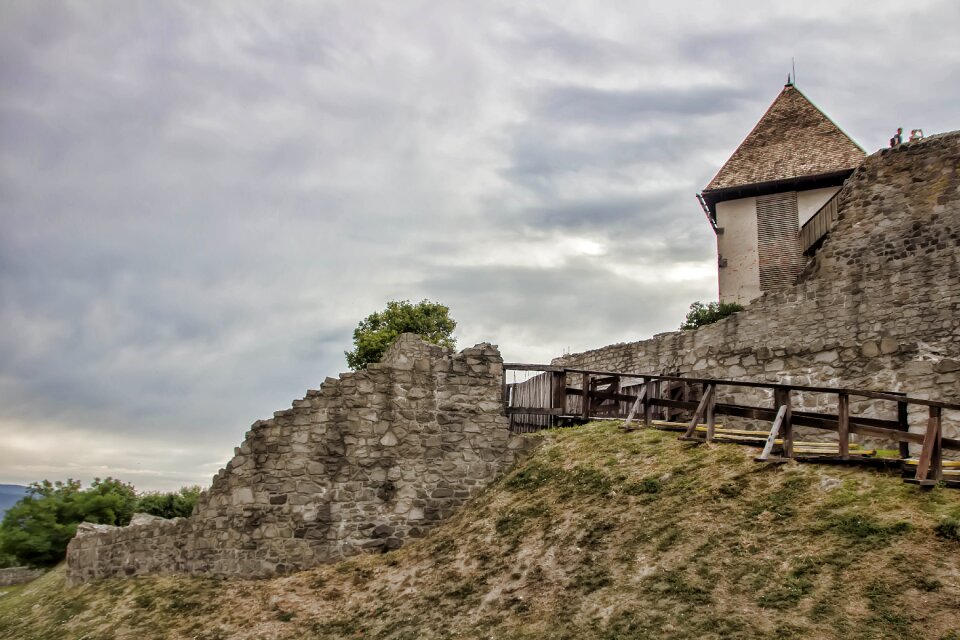 Castle ruins history