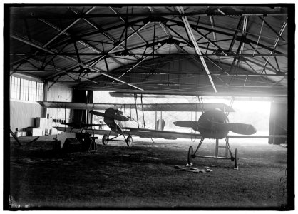 ALLIED AIRCRAFT DEMONSTRATION AT POLO GROUNDS. HANGARS; PLANES, AVRO AND CURTIS BEING CONDITIONED LCCN2016869210
