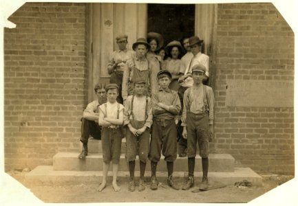 All work in Delta Cotton Mills, Mc Comb, Miss. Smallest boy, a band boy, is Johnnie Mathews, apparently only ten or eleven, but his mother assured me that he is nearly fourteen, which is LOC nclc.02078
