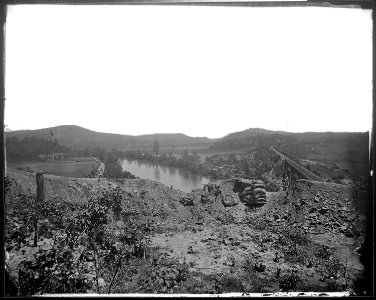 Allatoona Pass, from the Etahwa River, Ga.1864 (4153683252)