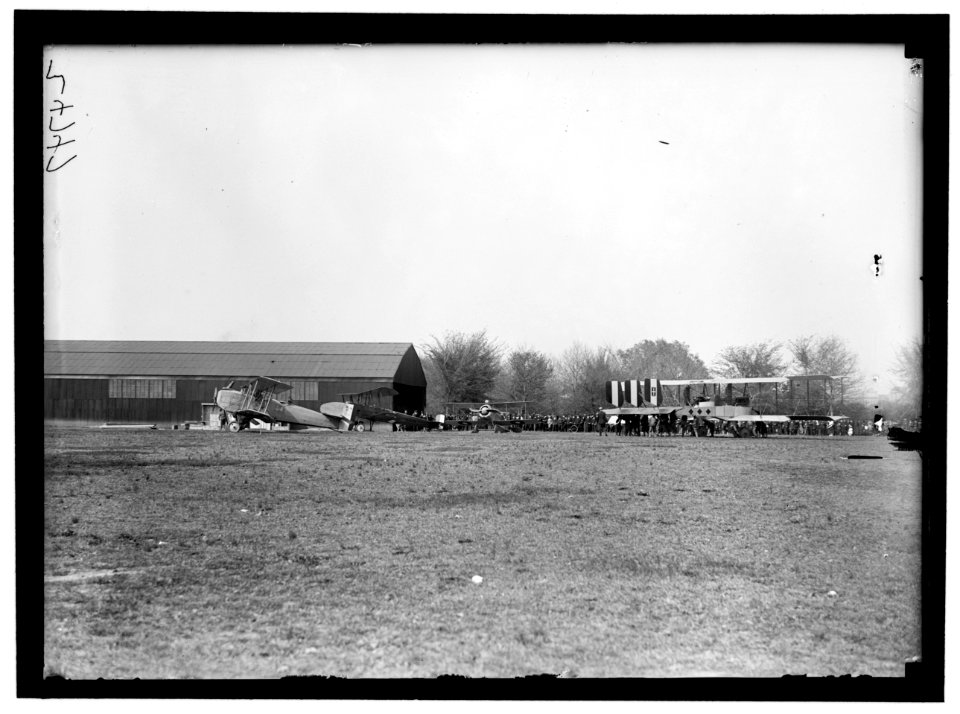 ALLIED AIRCRAFT DEMONSTRATION AT POLO GROUNDS. HANGARS; PLANES, AVRO AND CURTIS BEING CONDITIONED LCCN2016869219