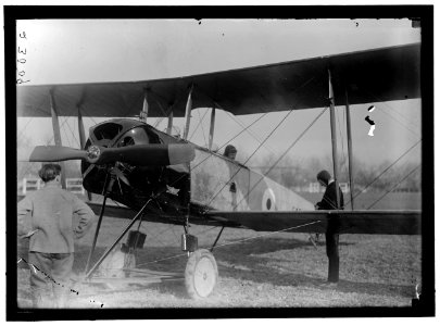 ALLIED AIRCRAFT. DEMONSTRATION AT POLO GROUNDS. COL. CHARLES E. LEE, BRITISH AVIATOR, WITH AVRO TRAINING PLANE DESIGNED BY A.V. ROE OF ENGLAND LCCN2016868901