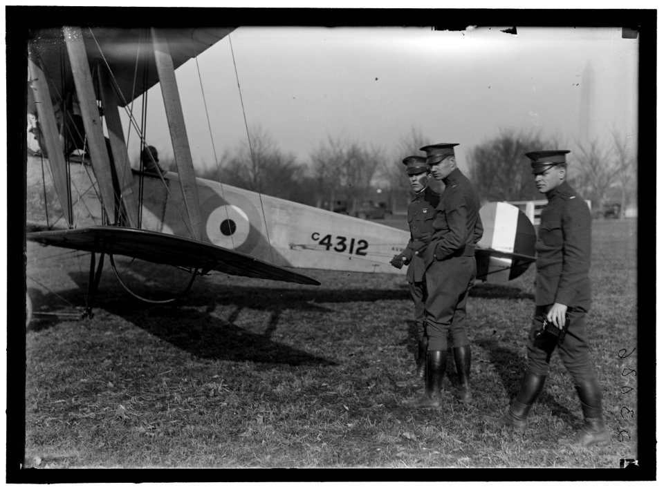ALLIED AIRCRAFT. DEMONSTRATION AT POLO GROUNDS. COL. CHARLES E. LEE, BRITISH AVIATOR, WITH AVRO TRAINING PLANE DESIGNED BY A.V. ROE OF ENGLAND LCCN2016868899