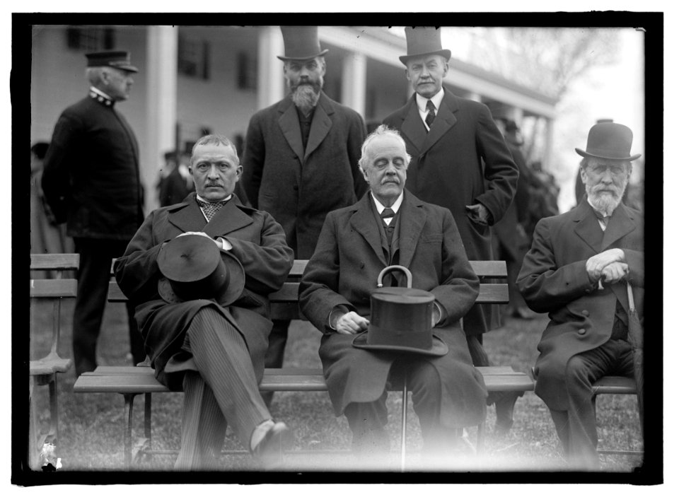 ALLIED COMMISSION TO U.S. AT MOUNT VERNON LCCN2016867683