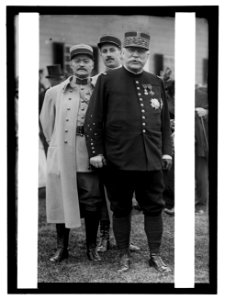 ALLIED COMMISSION TO U.S. SEATED ON LAWN- REMON; TESSON; JOFFRE LCCN2016867719