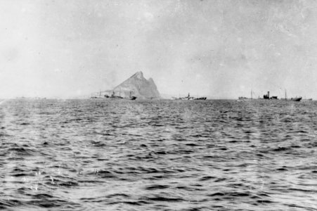 Allied convoy in the Strait of Gibraltar in 1918