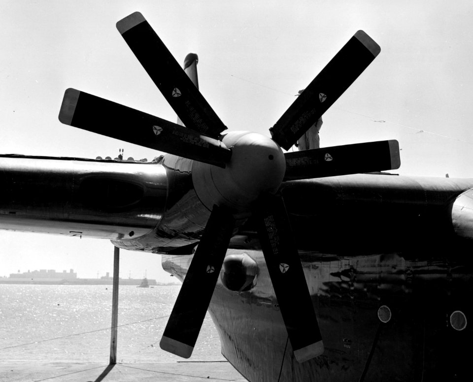 Allison T40 propellers of Convair XP5Y-1