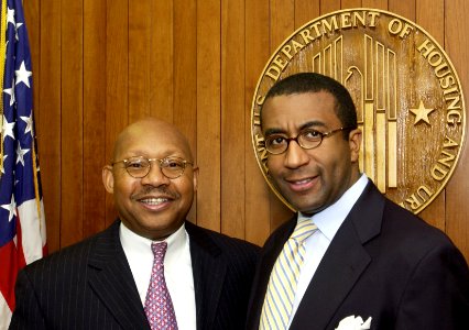 Alphonso Jackson with Eric Motley 207-DP-9403-EM2938