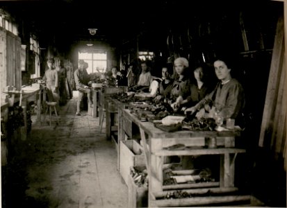 Alpine Werkstätte Klagenfurt, Schlosserei. (BildID 15802757)