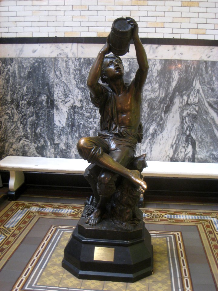 Alsatian Vintner by Bartholdi - Drexel University - IMG 7339