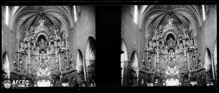 Altar major a l'església de Santa Maria de Cadaqués