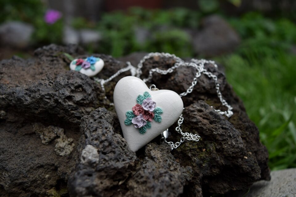 Ceramic jewelry crafts
