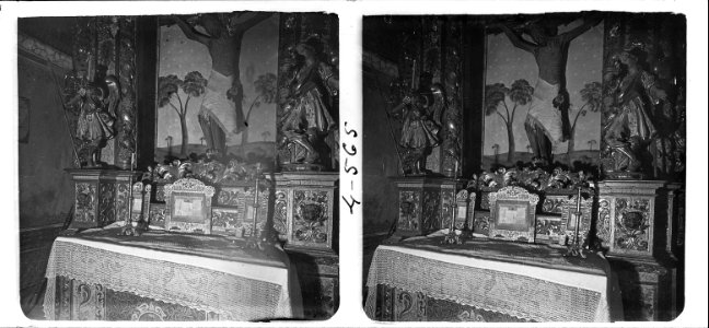 Altar i Sant Crist de l'església de Mur