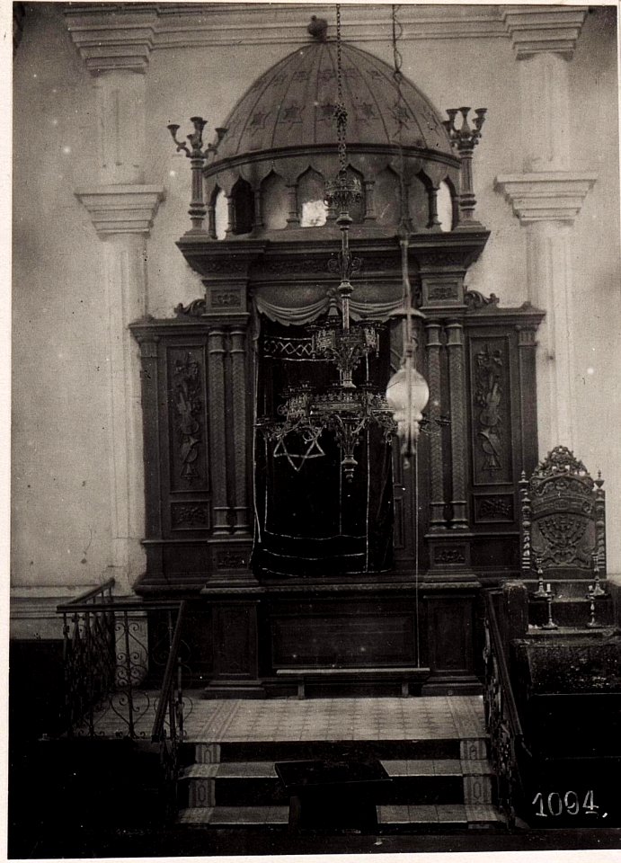 Altar im jüdischen Tempel in Wladimir Wolinsky (BildID 15708678)