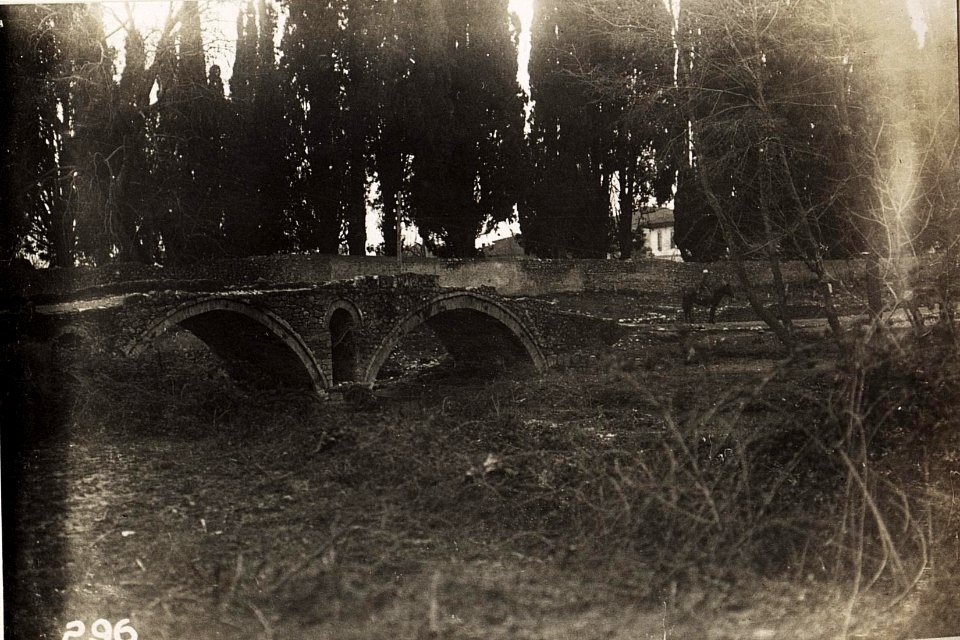 Alte Steinbrücke, Tirana. (BildID 15573533)