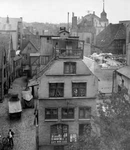 Altes Bürgerhaus in der Schlossstraße 23 (Kiel 44.610)