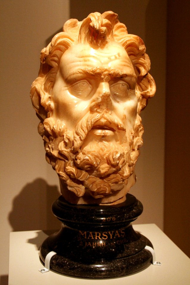 Altes Museum - Kopf des Marsyas