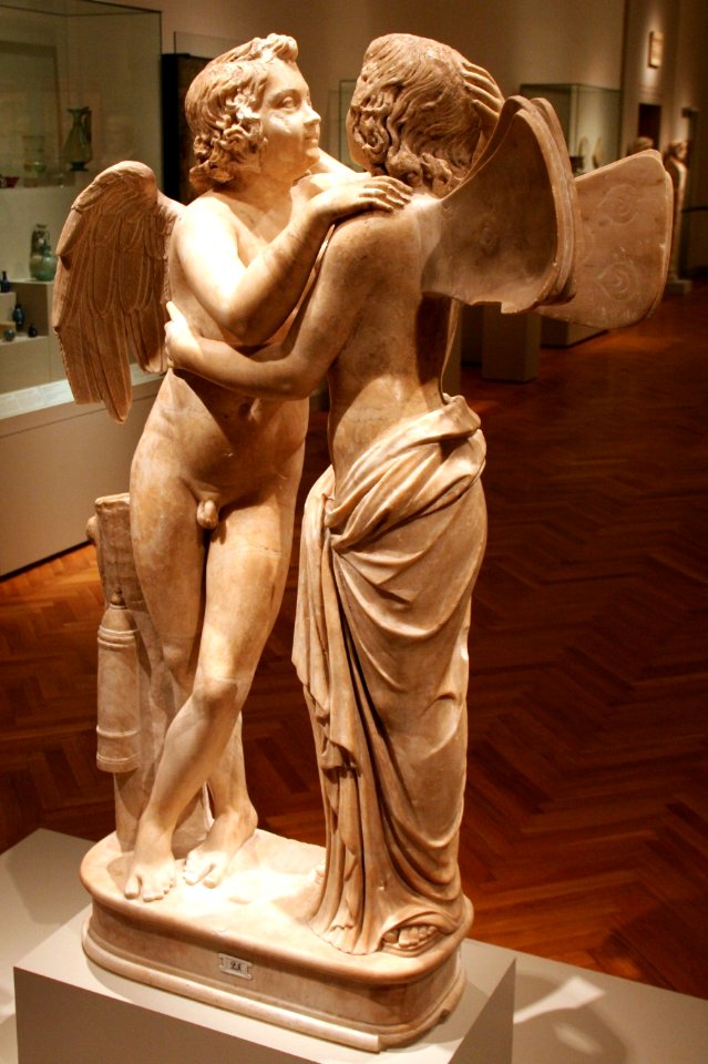Altes Museum - Statuengruppe, Amor und Psyche