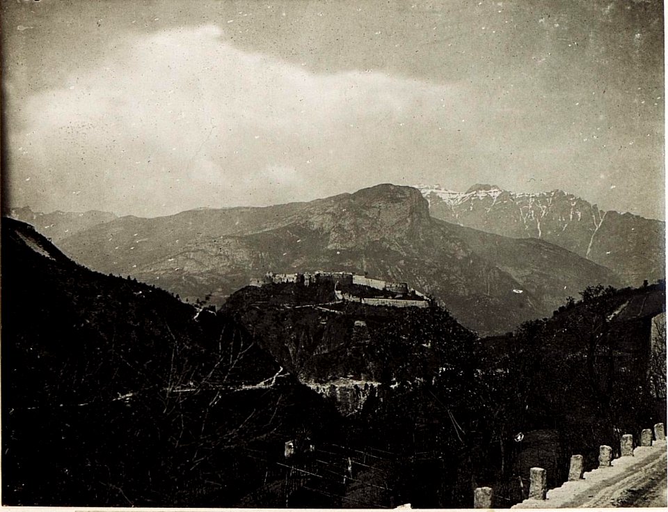 Altes Castell bei Besenello, Calliano. (BildID 15584522)