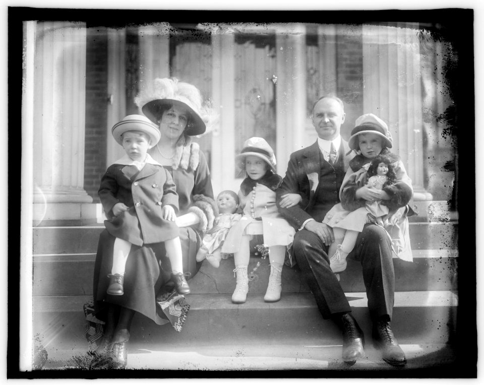 Alvin T. Fuller & family LCCN2016851824