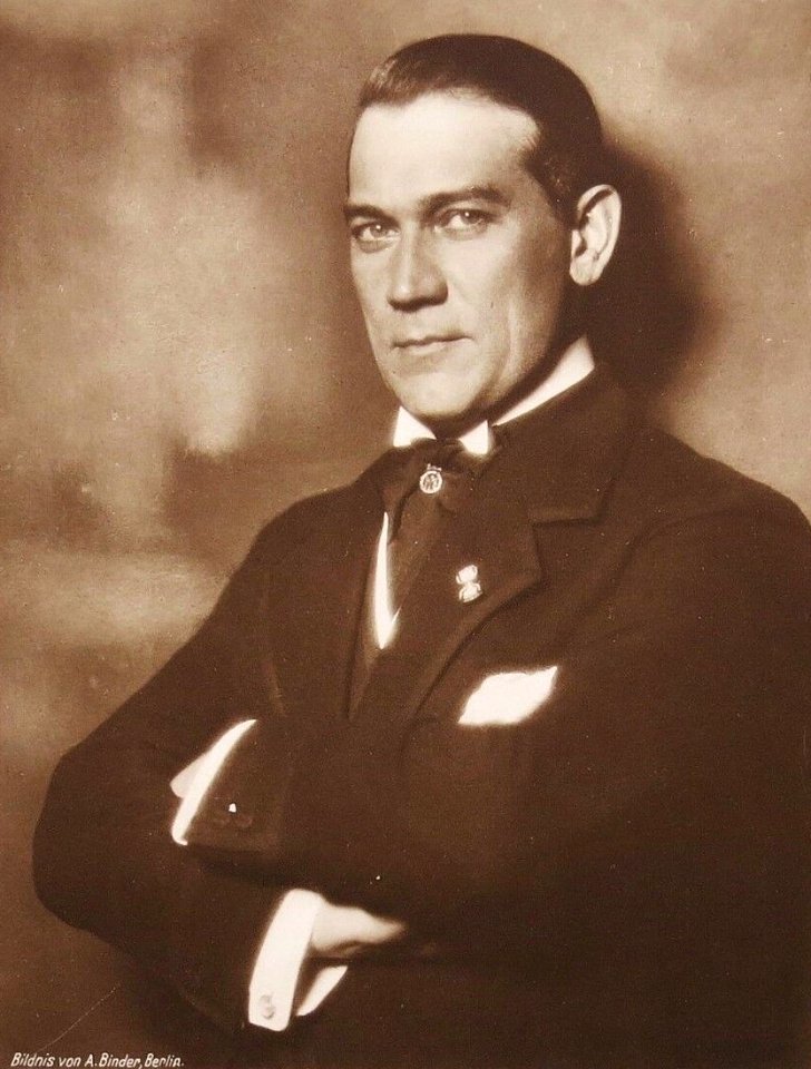 Alwin Neuß by Alexander Binder K1507