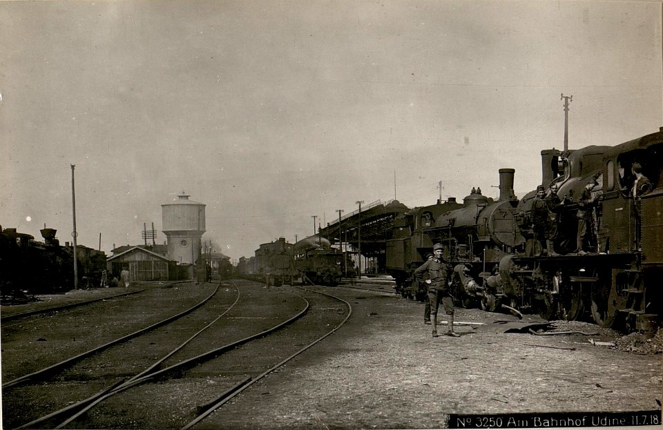 Am Bahnhof Udine 11.7.18. (BildID 15620445)