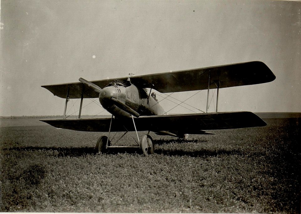 Am Flugplatze. (BildID 15531499)