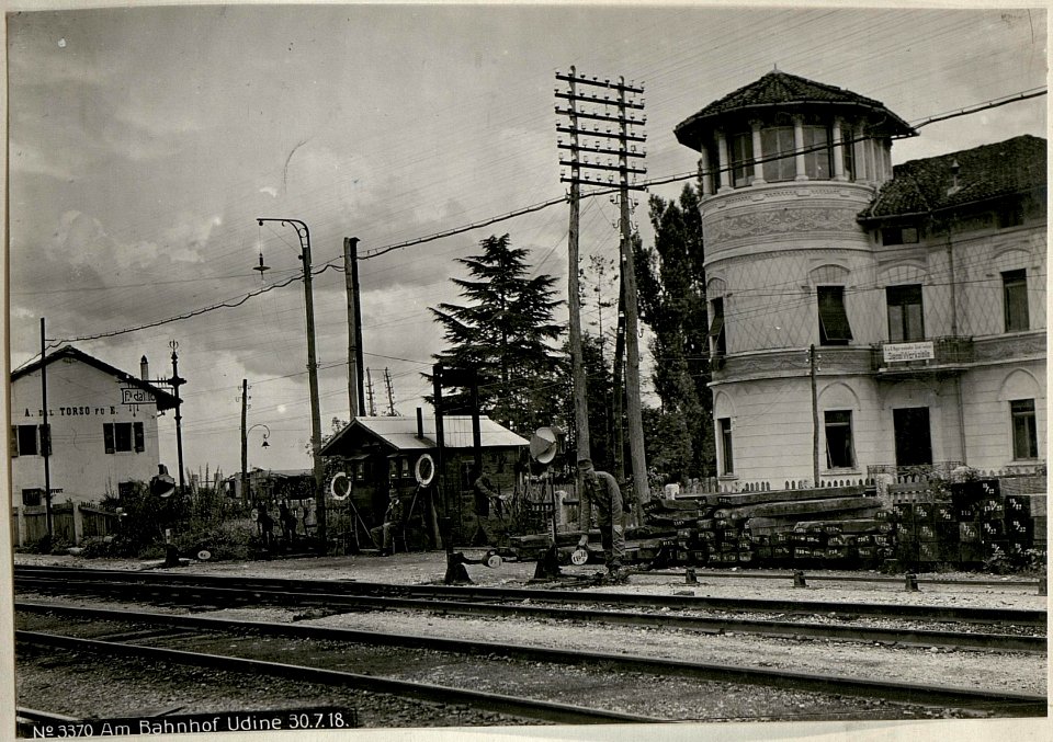 Am Bahnhof Udine 30.7.18. (BildID 15621330)