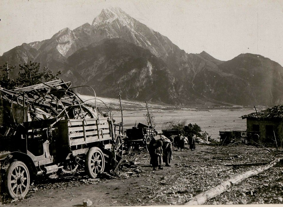 Am Tagliamento-Brückenkopf (Tolmezzo) (BildID 15735866)