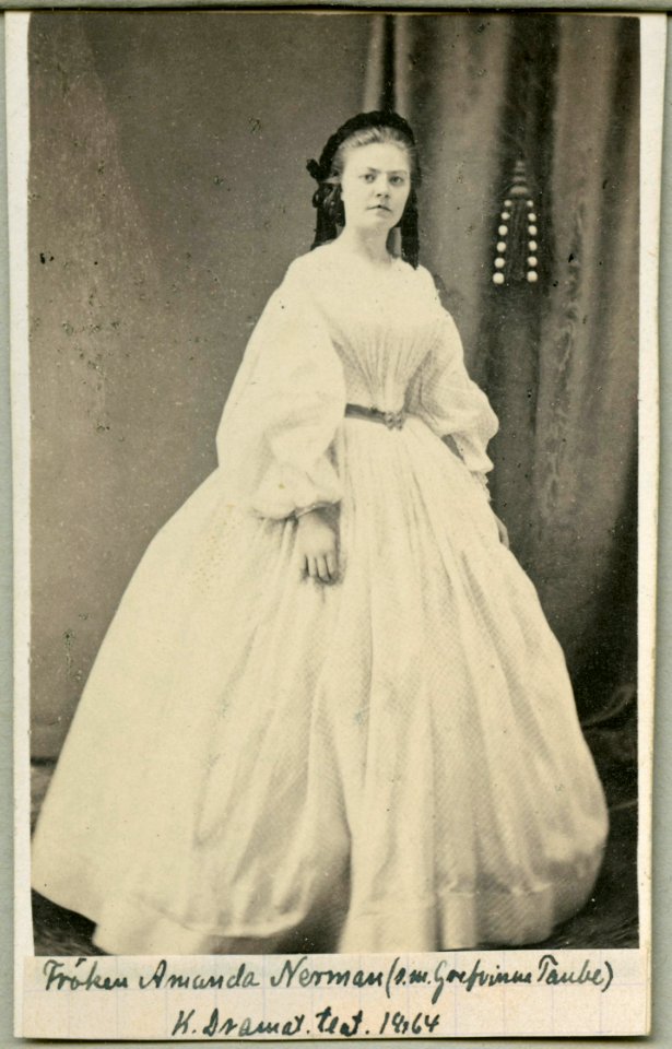 Amanda Nerman, porträtt - SMV - H6 125